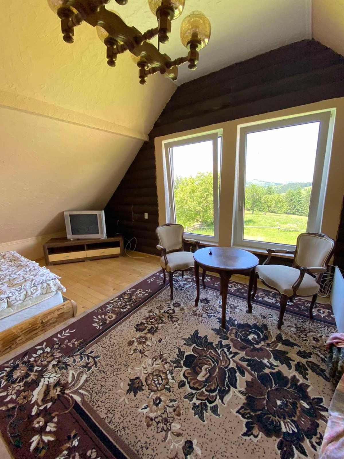 Eco Resort Nad Karpatamy Hrobyshche Room photo
